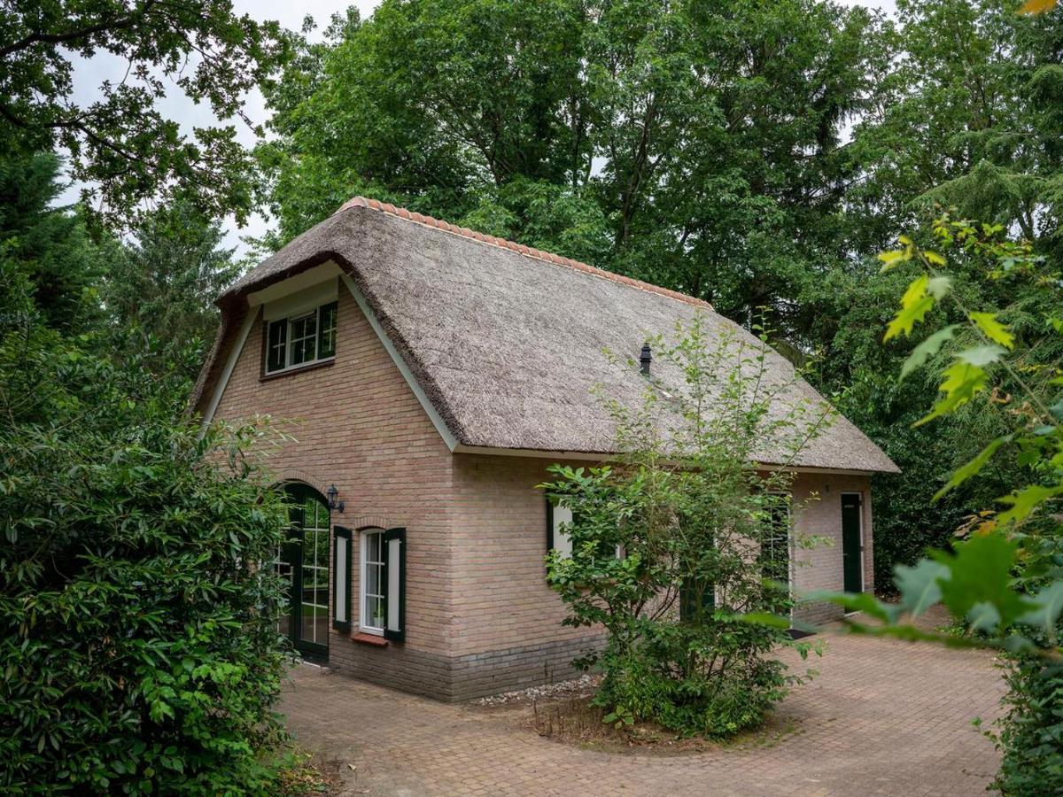 Landal Het Land Van Bartje Hotel Ees Eksteriør billede