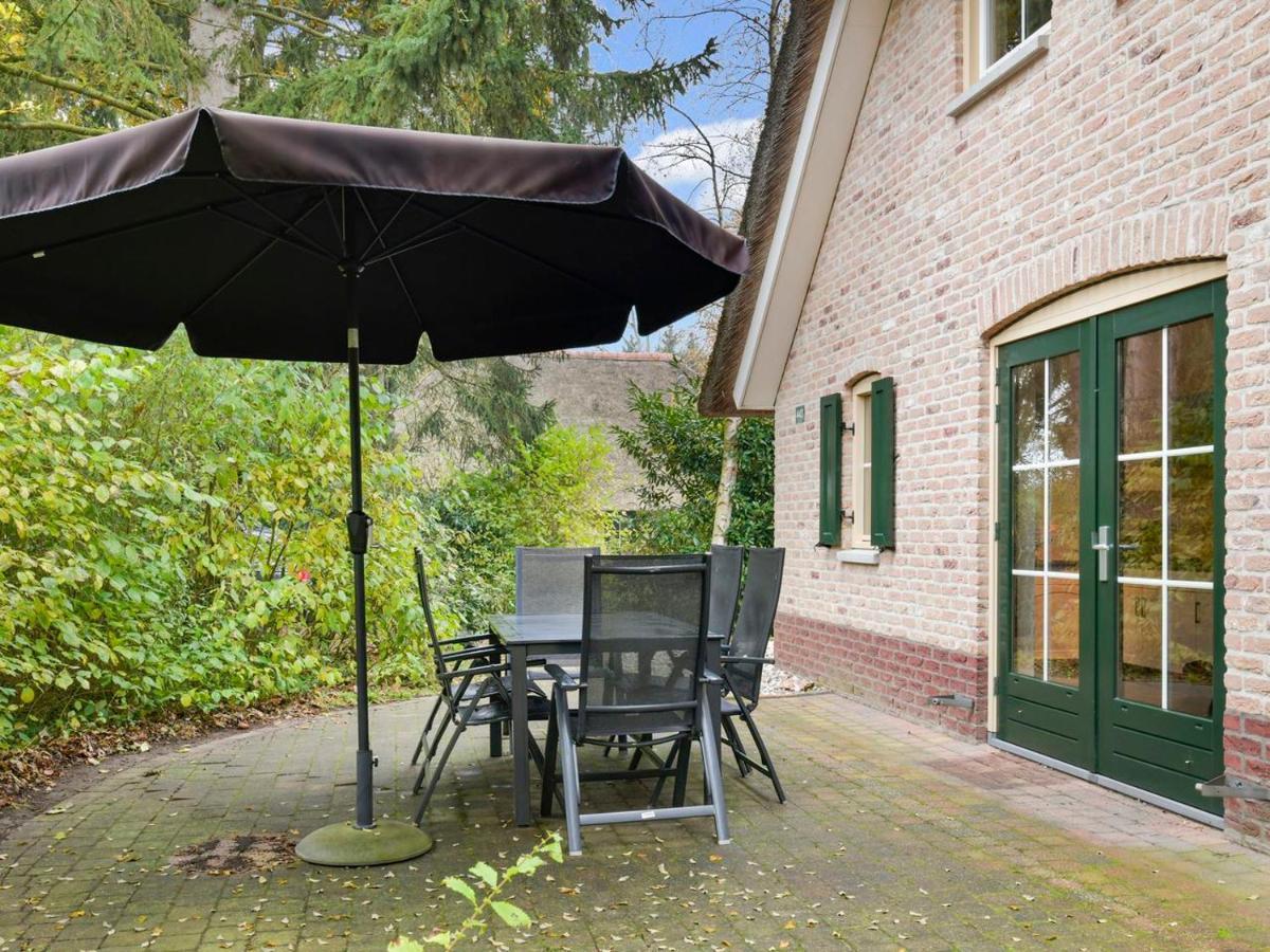 Landal Het Land Van Bartje Hotel Ees Eksteriør billede